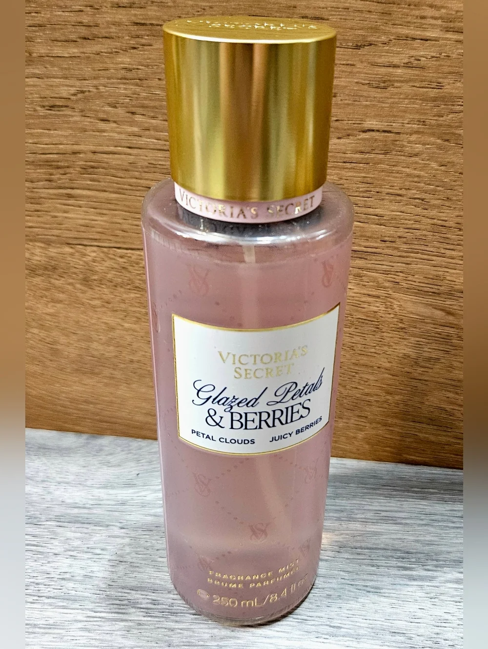 Victoria's Secret Glazed Petals & Berries Body Mist 8.4oz NEW BAKED BY VS